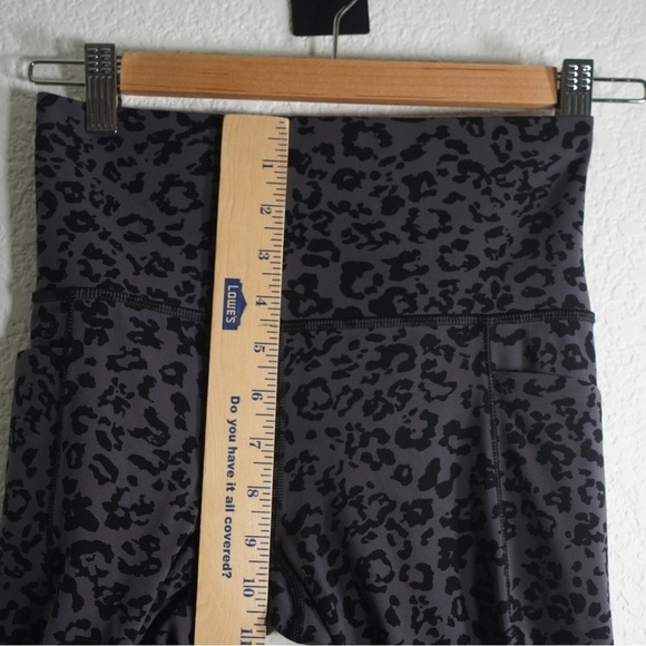 Athleta Leggings Women’s Salutation II Capri Black High Rise Yoga Size XS - Picture 7 of 8